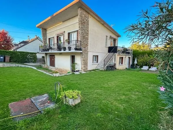Maison 5 pièces 130 m²