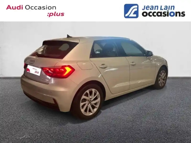 Audi A1 sportback 30 tfsi 110 ch s tronic 7 — photo 5