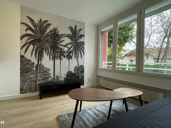 Studio meublé proche commodités