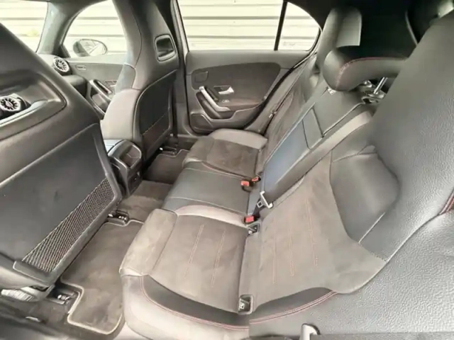 Mercedes Classe A 180 d amg line /177 li — photo 11