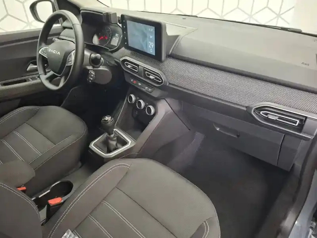 Dacia Sandero tce 90 gsr2 — photo 27