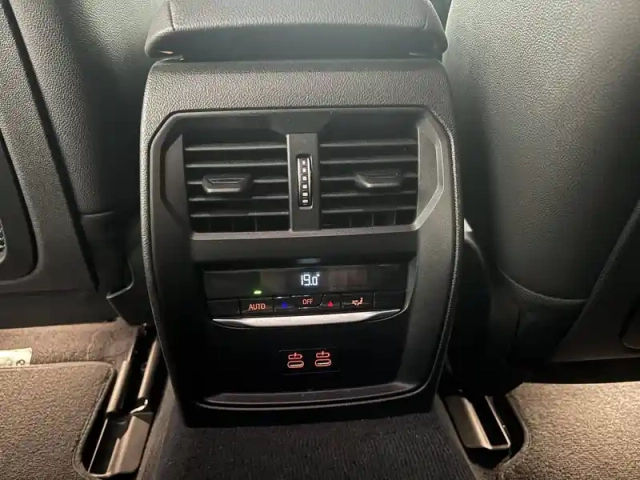 Bmw I4 edrive40 340 ch bva — photo 11