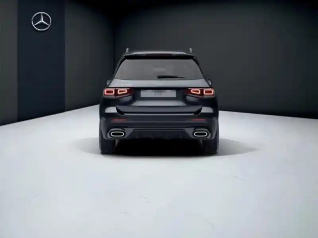 Mercedes Glb 200 d amg line — photo 4