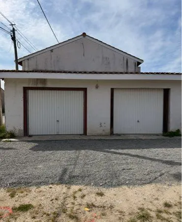 Garage 25m2 + Rochelle
