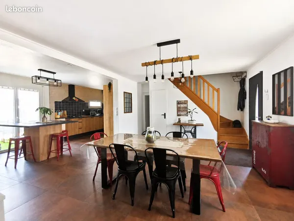 Maison familiale rénovée de 147 m² - 4 chambres - Sans vis-à-vis
