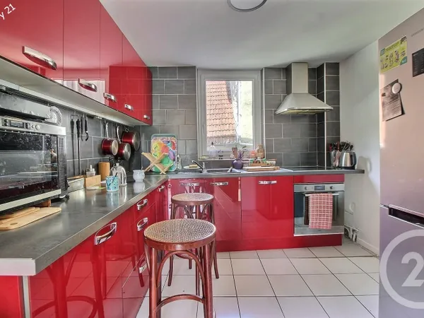 Maison 3 pièces 85 m²