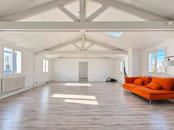 Bureaux 105 m²
