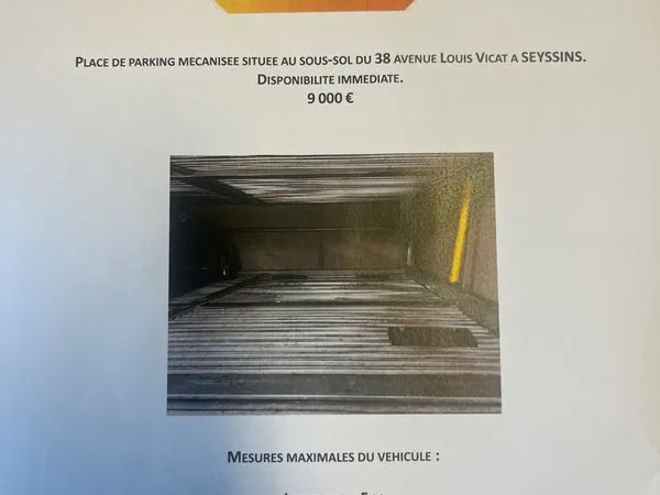 Place de parking mécanisée