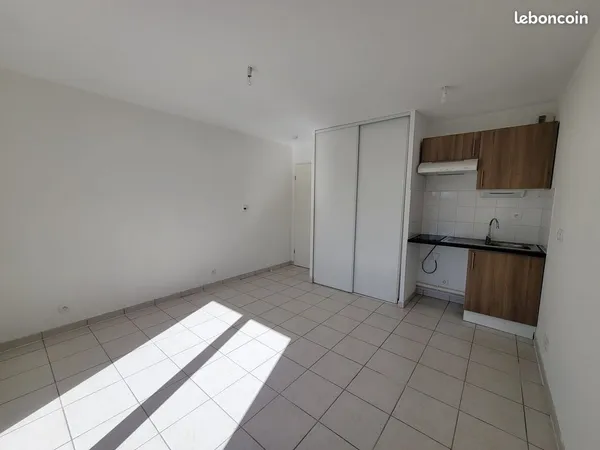 Studio 1 pièce 22 m²