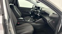 Peugeot 208 1.2 PureTech 100ch S&S Allure 118g — photo 15
