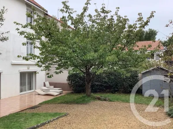 Appartement 4 pièces 97 m²