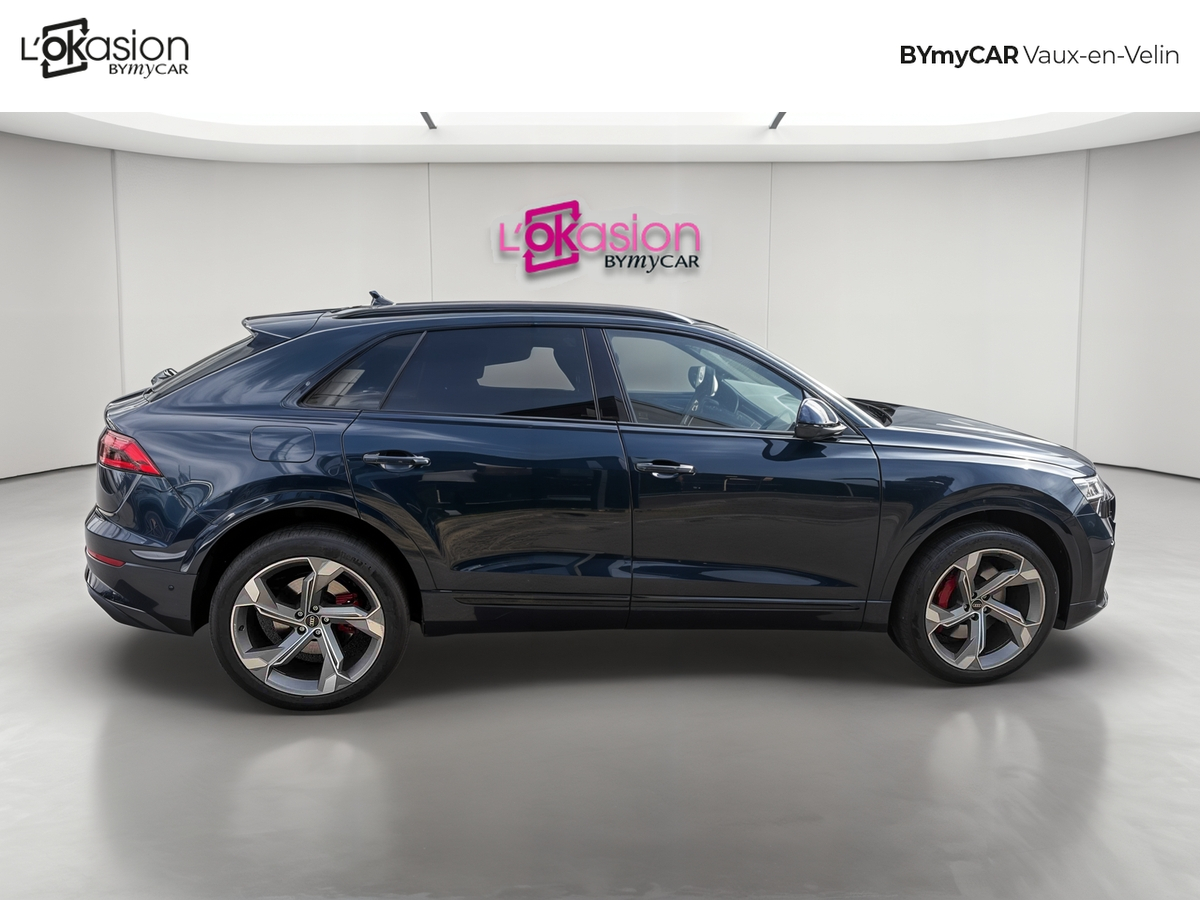 Audi Q8 60 TFSI e 490 Tiptronic 8 quattro — photo 6