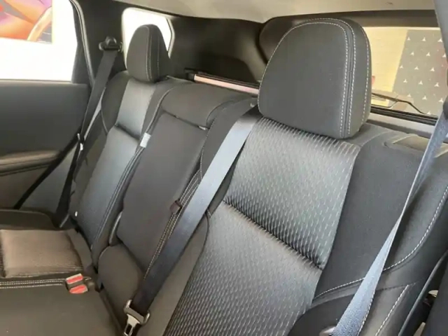Mitsubishi Outlander 2.4 phev invite auto 4wd — photo 12