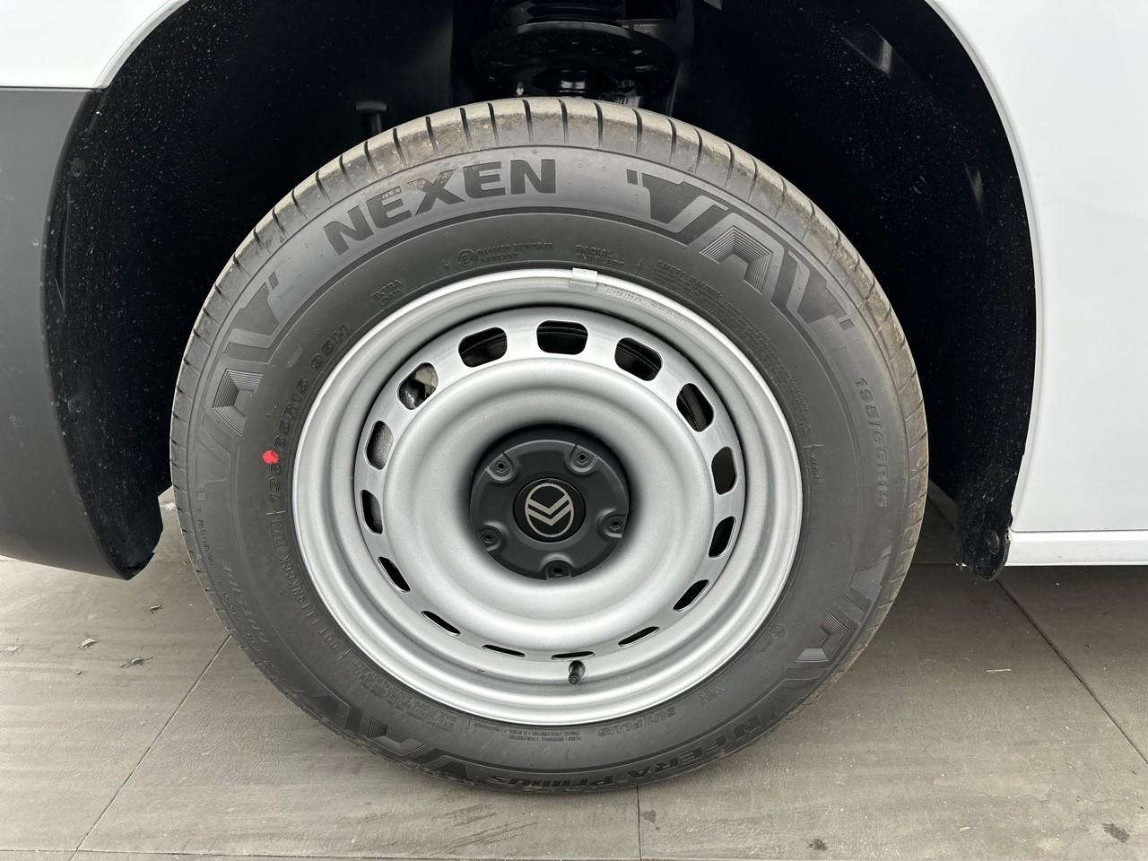Citroën Berlingo van m diesel 100 ch manuelle — photo 7