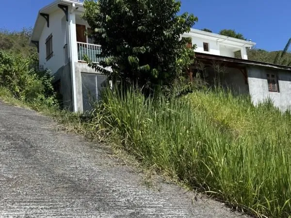 Maison 3 pièces 210 m²