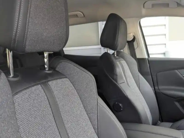 Peugeot 3008 1.5 bluehdi 130ch e6.c allure s&amp;s  6cv — photo 8