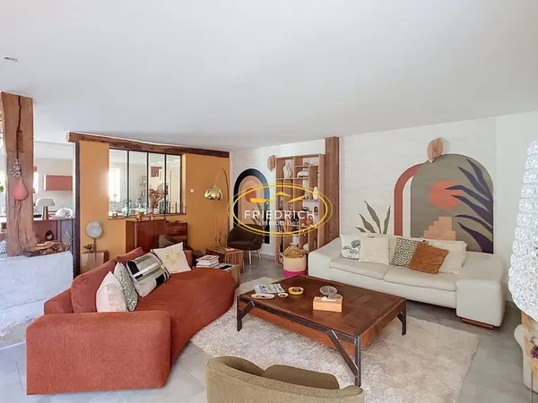 CHARMANT ENSEMBLE IMMOBILIER - IDÉAL GITE !