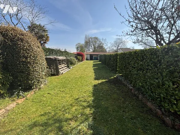 Terrain 541 m²