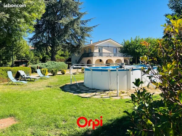 Maison 5 pièces 120 m²
