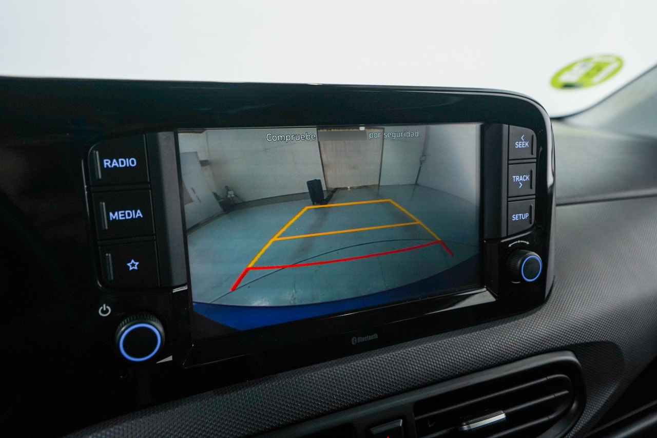Hyundai i10 — photo 27