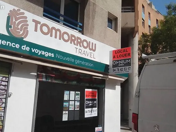 Local commercial 80 m²
