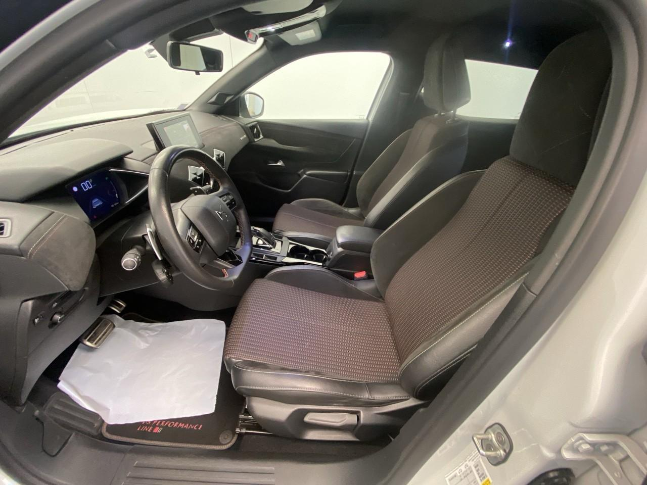 Ds Ds 3 crossback puretech 130 eat8 performance line — photo 9