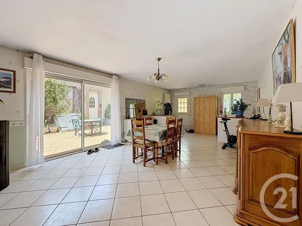 Maison 6 pièces 135 m²