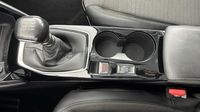 Peugeot 2008 1.2 PureTech 100ch S&S Allure — photo 22