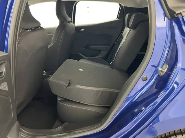 Renault Clio blue dci 100 ch gsr2 — photo 38