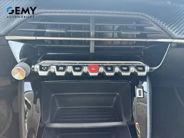 Peugeot 2008 puretech 100 s&amp;s bvm6 — photo 17
