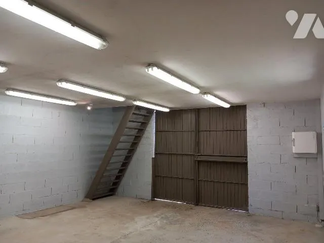 Photo 18