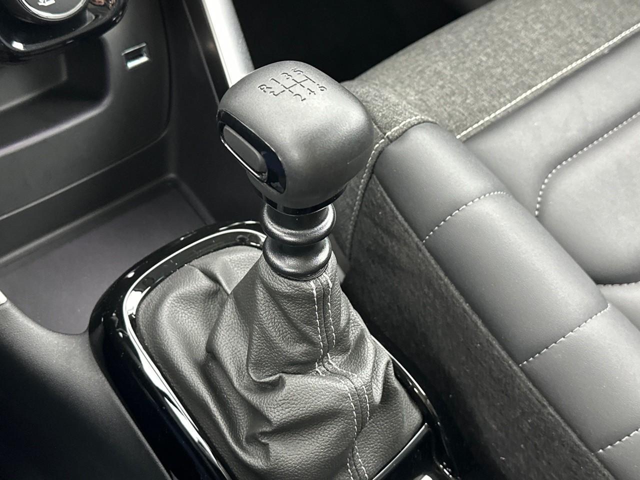 Citroën C3 Aircross puretech 110 s&s bvm6 shine pack — photo 28