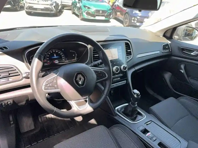 Renault Megane iv berline blue dci 115 — photo 10