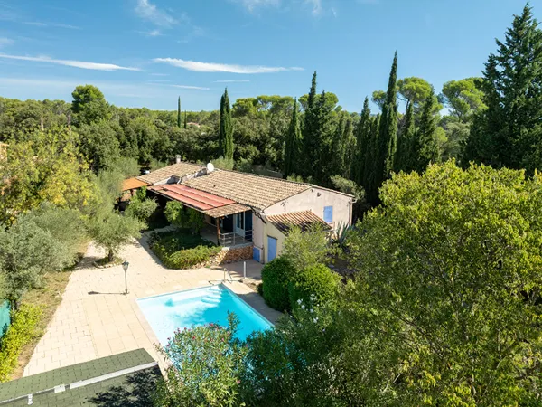 A VENDRE EN ECLUSIVITÉ Maison Sillans La Cascade 5 pièces 138 m2