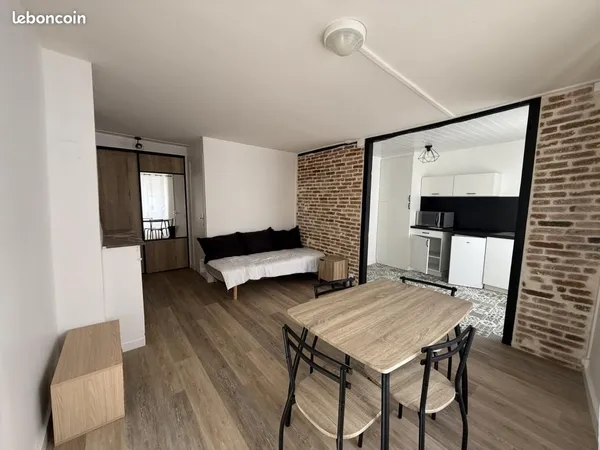 Studio 1 pièce 28 m²