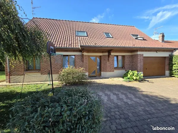 Pavillon 9 pièces 155 m²