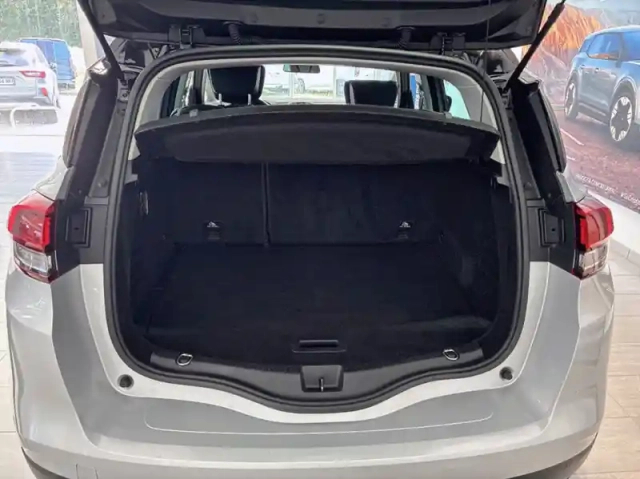 Renault Scenic 1.6 dci 160ch energy intens edc — photo 11