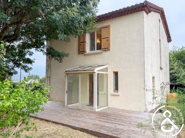Maison spacieuse avec jardin