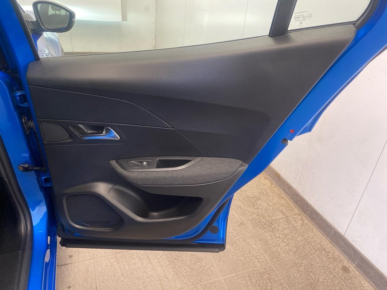 Peugeot 2008 100 s&s bvm6 style — photo 24