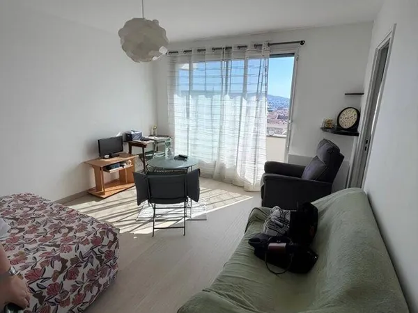 Appartement 1 pièce 28 m²