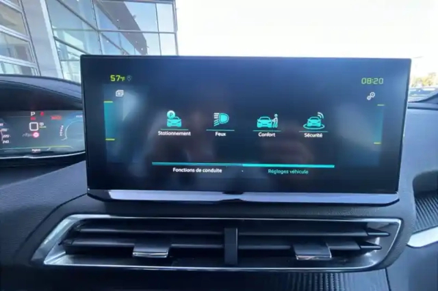 Peugeot 3008 hybrid 180 e-eat8 — photo 20