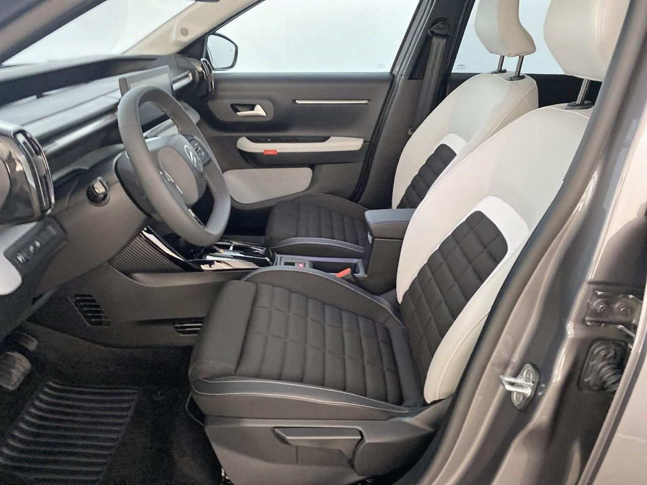 Citroën C3 Aircross hybride 145 ch aut max — photo 9