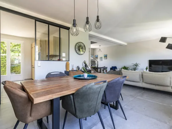 CHAVILLE RIVE DROITE - Jolie maison en impasse