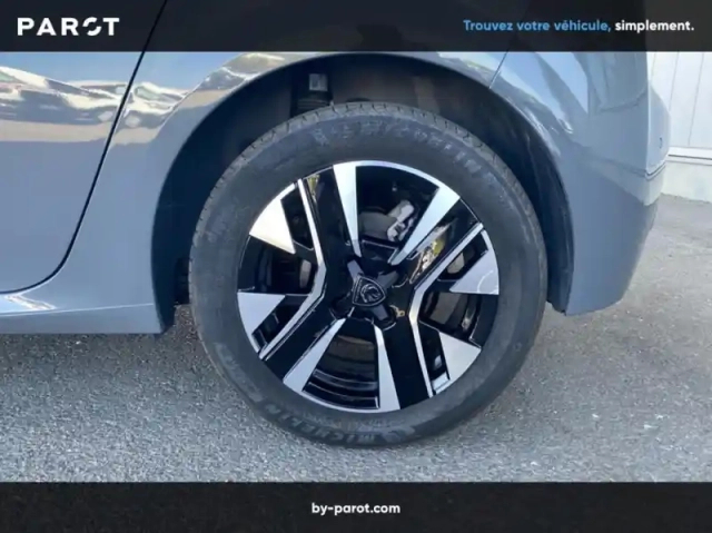 Peugeot 208 nouvelle hybrid 110 ch e-dcs6 allure — photo 14