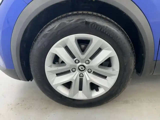 Renault Captur e-tech 145 - 21 — photo 28