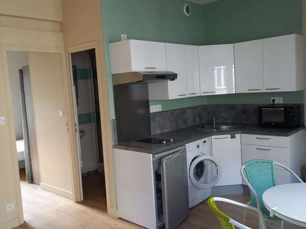Loue appartement meublé T2