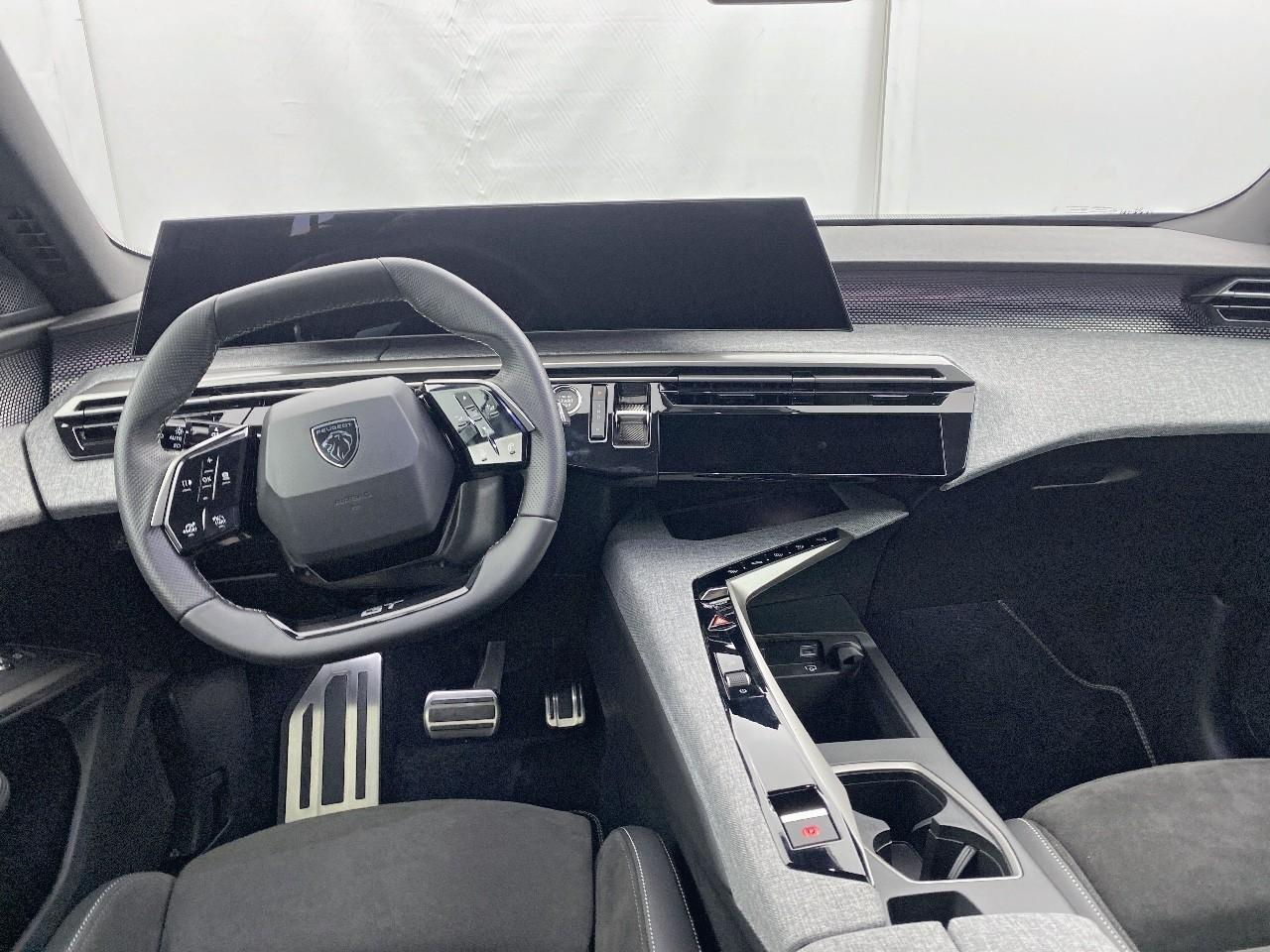 Peugeot 3008 hybrid 145 e-dcs6 gt — photo 8