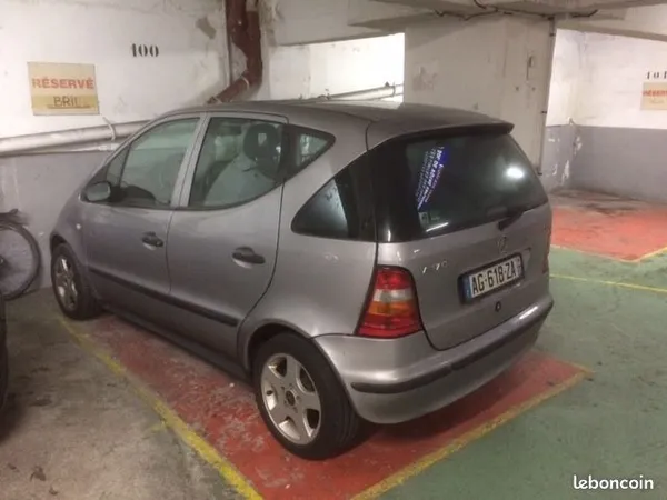 Garage et parking Location Paris 110€