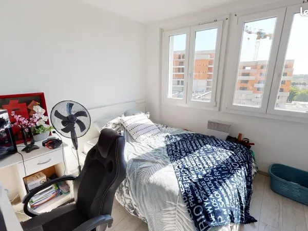 Chambre 4 pièces 70 m²