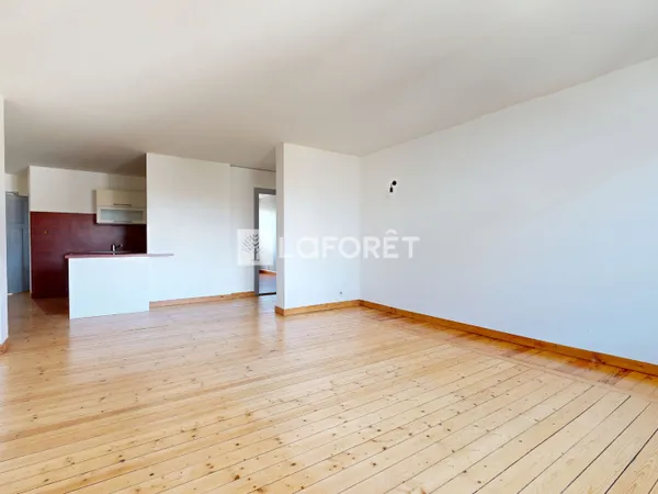 BEL APPARTEMENT 4 PIÈCES RÉNOVÉ 88,64 M² SCHILTIGHEIM MAIRIE cachet de l'ancien